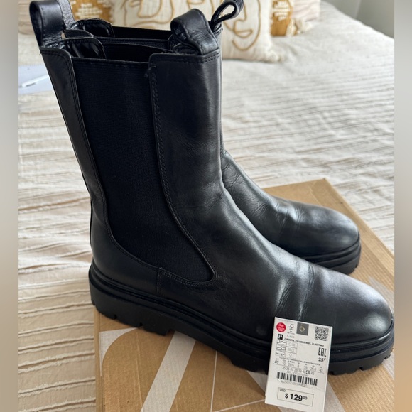 Zara Black Boots - Picture 4 of 6